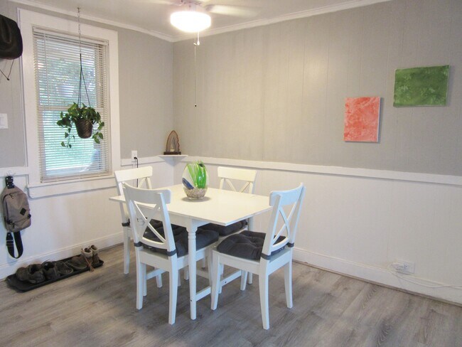 Dining Area - 95 Cannonball Rd