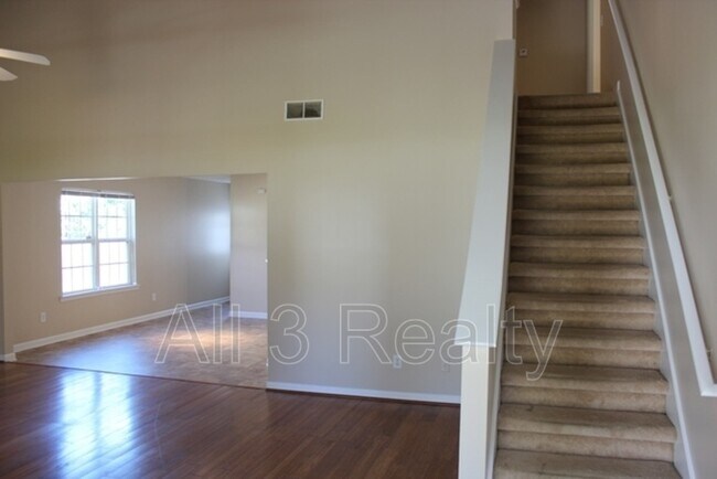 Building Photo - 8360 Milam Loop