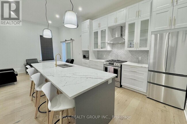 Photo du bâtiment - 16 Horn St