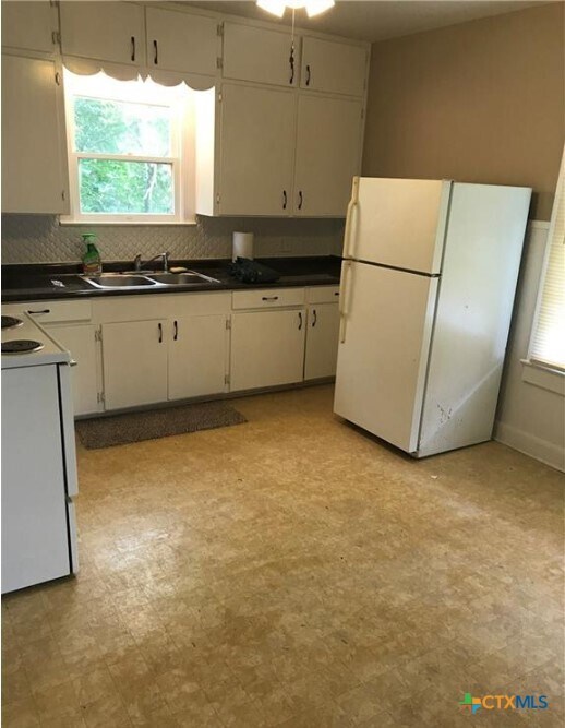 Foto del edificio - 305 E Sabine St