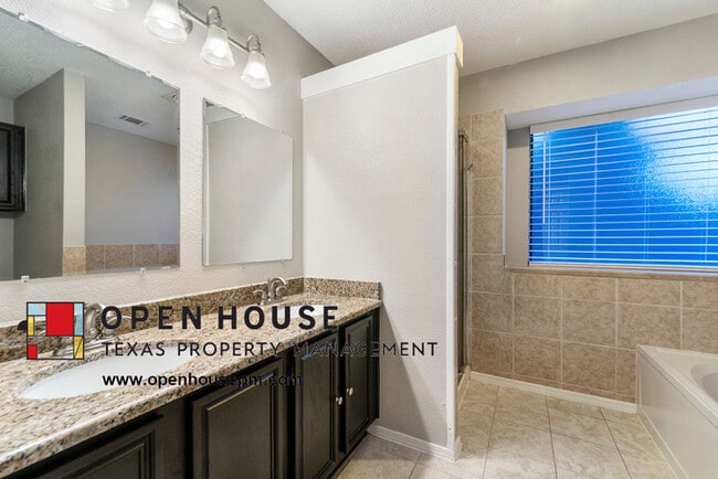 Foto del edificio - 5321 Anchor Cove Cir, Garland
