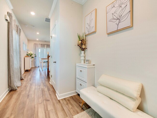 Foto del edificio - Like new Larkhaven Hills home that has it ...