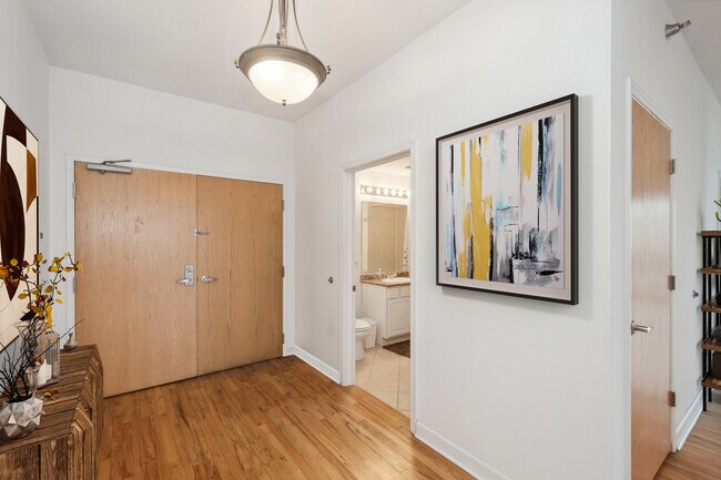 Foto del edificio - 41 E 8th St