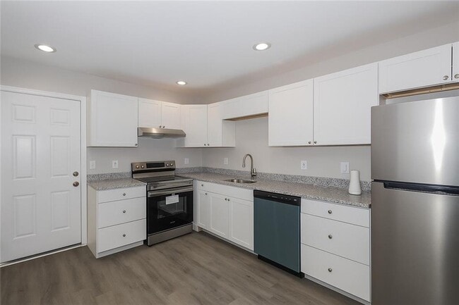 Foto del edificio - 157 Polar Rock Dr SW