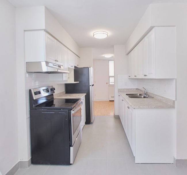 Photo du bâtiment - NEWLY RENOVATED Junior 1bd - SCARBOROUGH