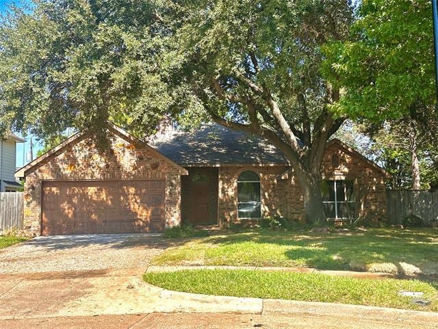 Primary Photo - 2204 Glenbrook St