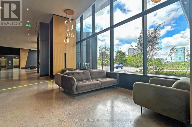 Photo du bâtiment - 2920 Hwy 7