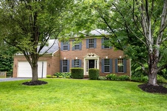 Building Photo - 13076 Dove Tree Ct