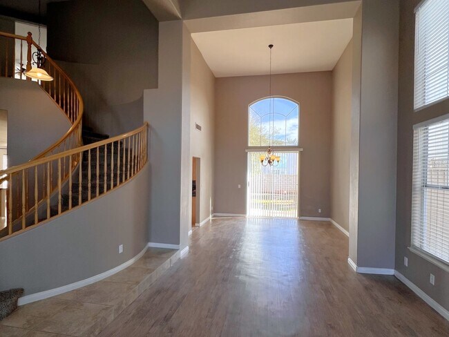 Building Photo - 2506 Serenity Ct