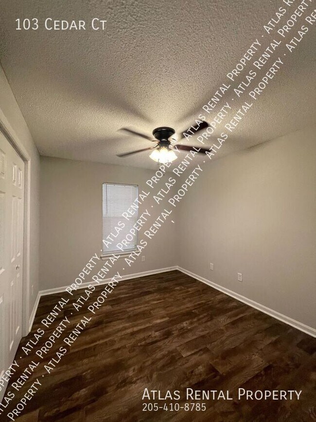 Foto del edificio - 103 Cedar Ct