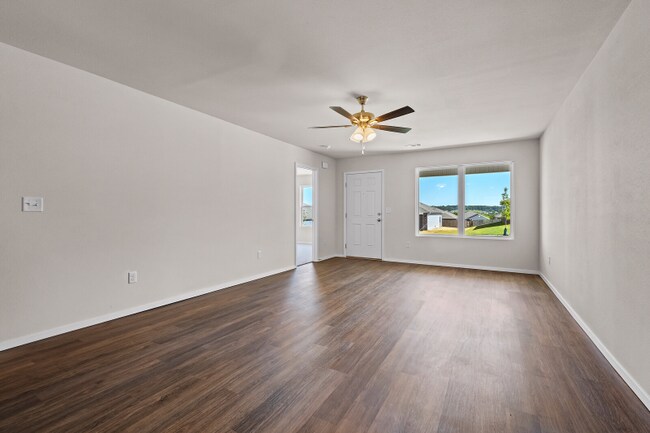 Building Photo - 2801 W McLaren Dr