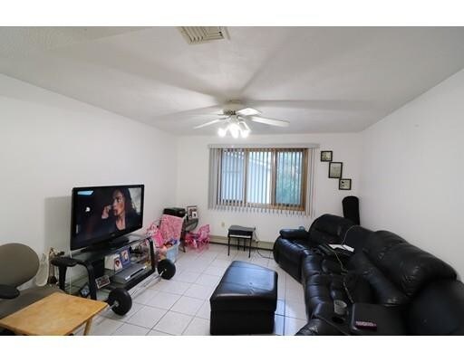 Building Photo - 20 Caruso Ct