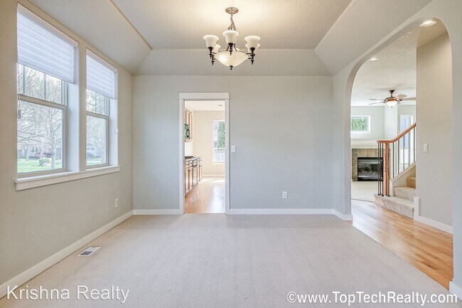 Building Photo - 4 br, 2.5 bath House - 6246 NE Ridgestone Ct