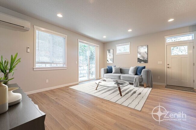 Foto del edificio - 4916 NE 2nd Ct