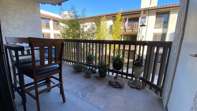 Private balcony - 8600 Tuscany Ave