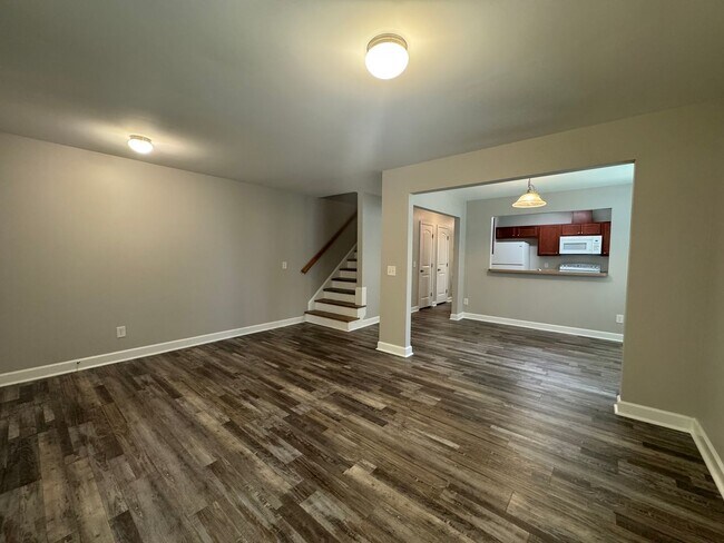 Building Photo - 3 Bedroom Near Downtown Wake Forest