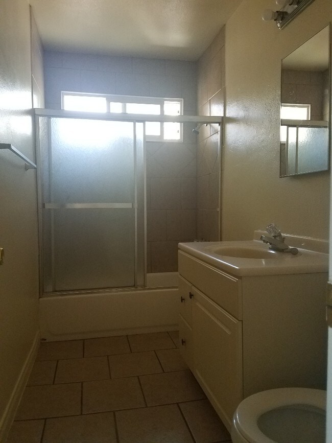 Building Photo - 15908 Sherman Way