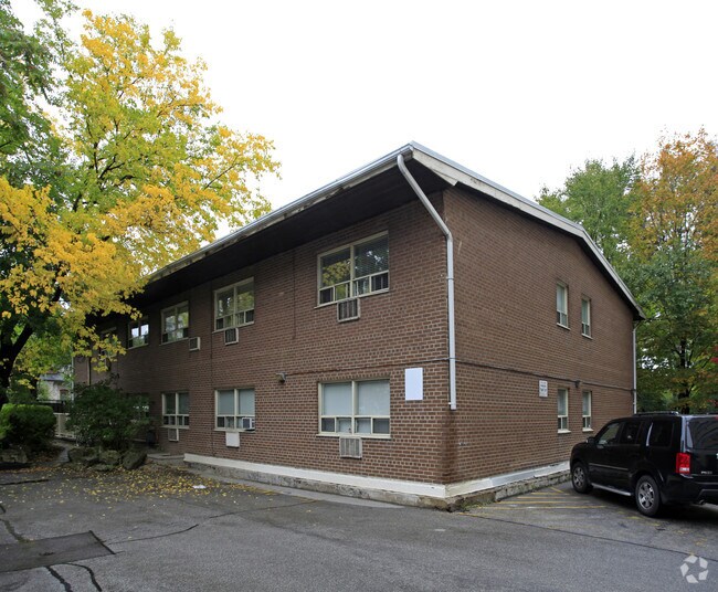 Photo principale - 650 Briar Hill