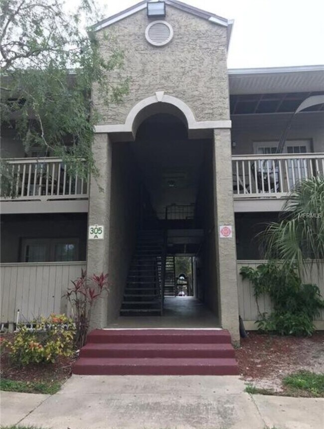Building Photo - 305 Wymore Rd