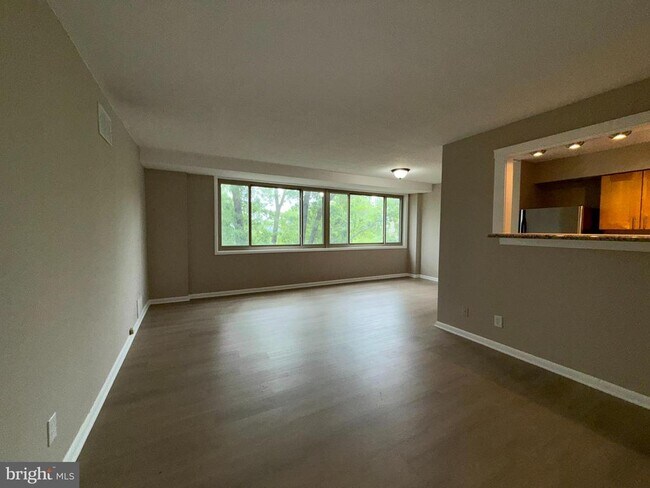 Foto del edificio - 4410 Oglethorpe St