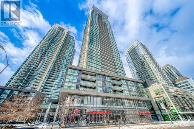 Photo du bâtiment - 5168 Yonge St