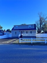Building Photo - 280 Neptune Ave