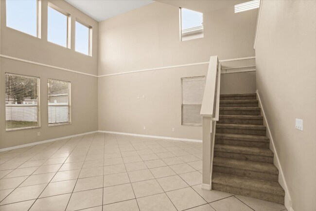 Building Photo - 14214 Prunningwood Pl