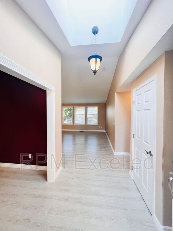 Foto del edificio - 8615 166th St Ct E