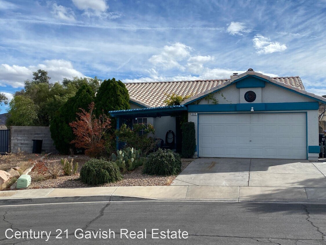 Primary Photo - 3 br, 2 bath House - 565 Sentry Ave.