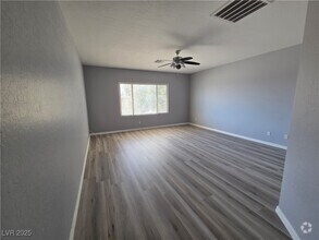 Building Photo - 5635 Criollo Dr