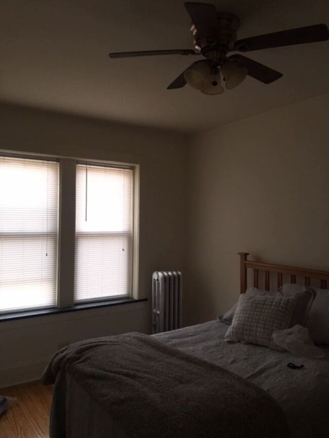 Building Photo - One Bedroom Horner Park