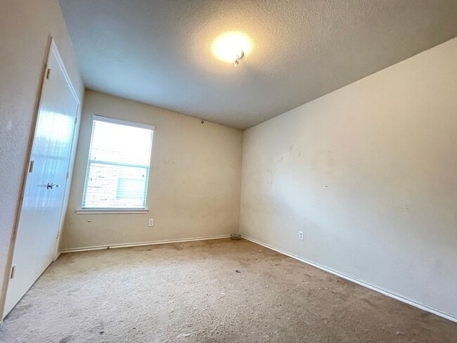 Foto del edificio - 3 Bedroom 2 Bath Single Story in NWISD