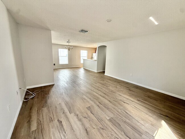 Foto del edificio - 2429 Ruddenstone Way