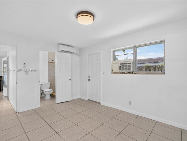 Foto del edificio - 2513 NE 33rd Ave
