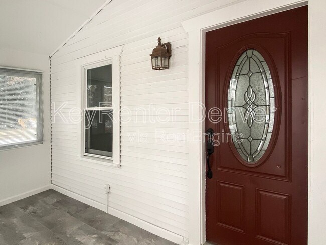 Foto del edificio - 4998 N Irving St
