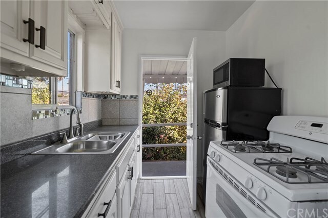 Building Photo - 3833 Revere Ave