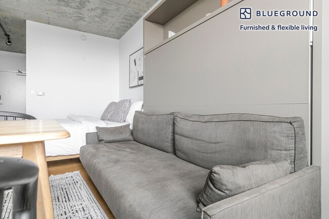 Building Photo - 1515 N Fremont St