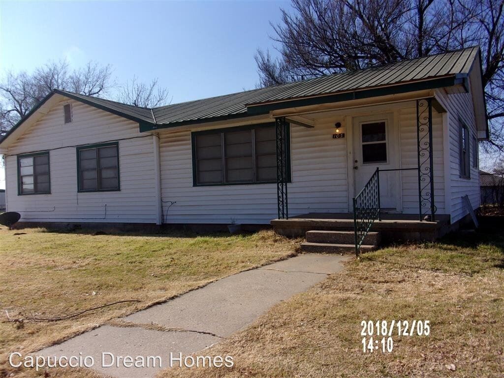 3 br, 1.5 bath House - 103 NE Drive - 3 br, 1.5 bath House - 103 NE  Drive