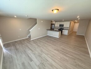 Building Photo - 2256 Cranberry Wy