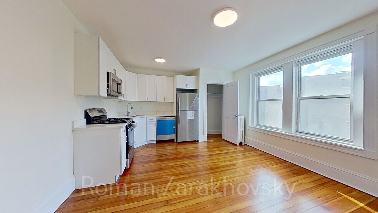 83 Harvard St Unit 205A, Brookline, MA 02445 Condo for Rent in