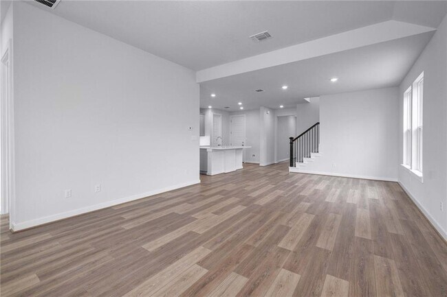 Building Photo - 129 Patrick Herndon Dr