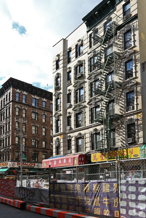 206 Grand ¡St - 206 Grand St