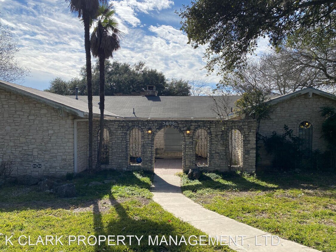 Primary Photo - 3 br, 2 bath House - 5006 DEL ORO CIRCLE