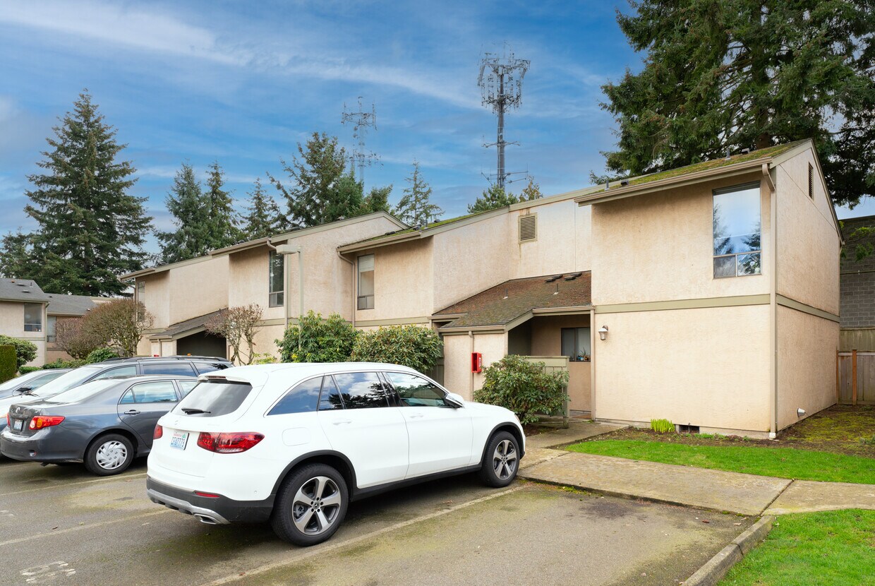 Primary Photo - 10045 NE 138th Pl