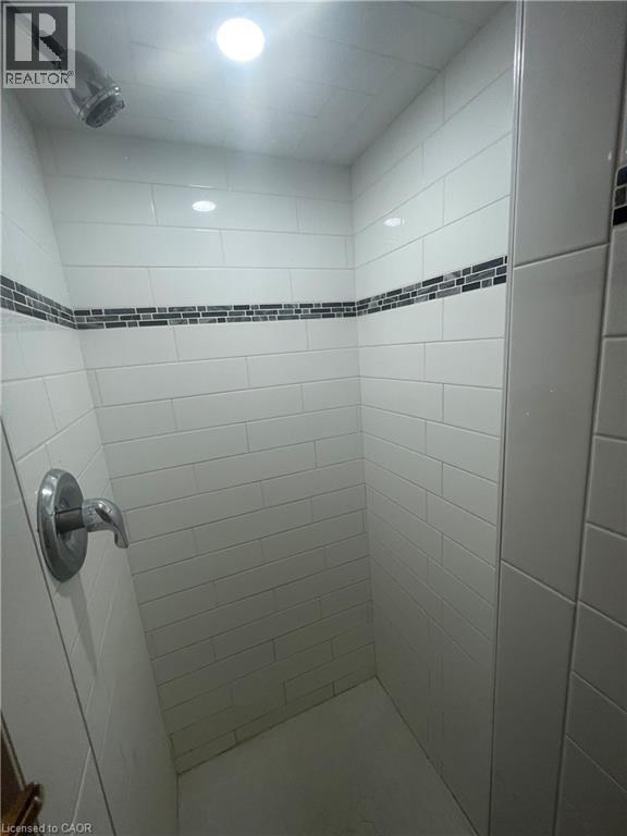 Photo du bâtiment - 73 Barnesdale Blvd