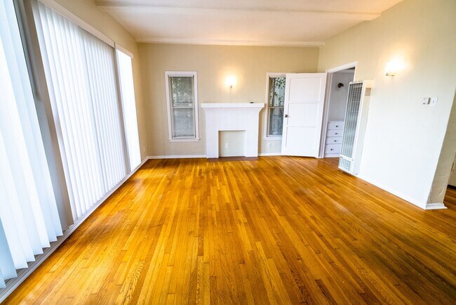 Foto del interior - 147 North Hamilton Drive