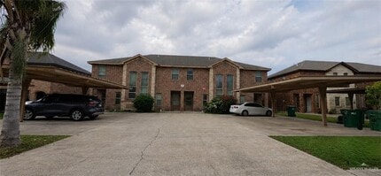 Building Photo - 1202 W Kiwi