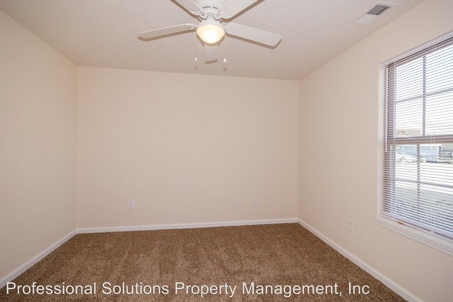 Building Photo - 2 br, 2 bath Apartment - 100 Boyd Place
