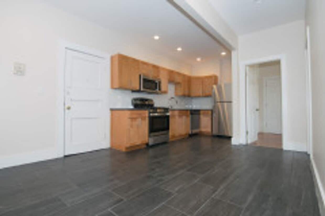 Primary Photo - AWESOME ALLSTON 4BED!!!!