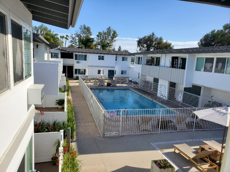 1701 Bedford Ln, Newport Beach, CA 92660 Room for Rent in Newport